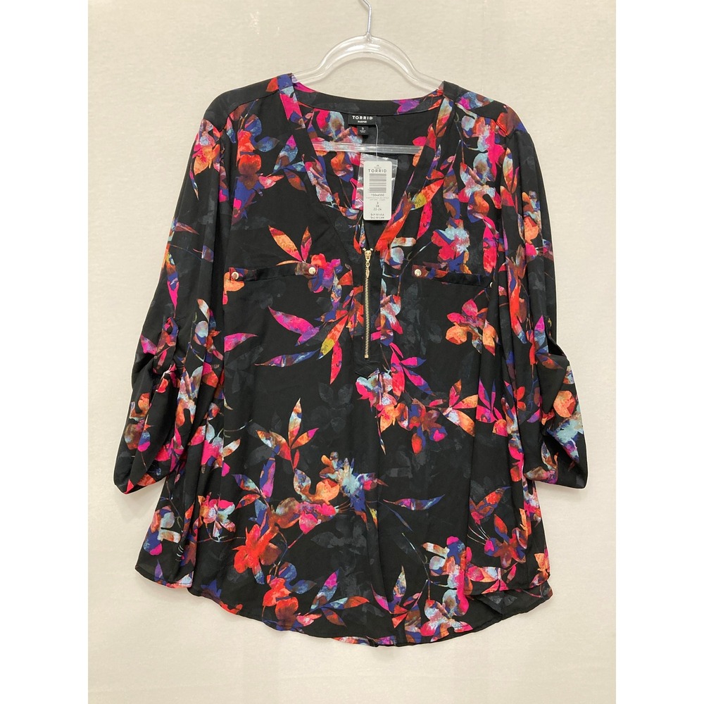 New Torrid Harper Blouse 3X Black Floral Zip Pullover 3/4 Sleeve Georgette
